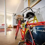 Joivy Superb Flat Near Christopher Columbus\' House
